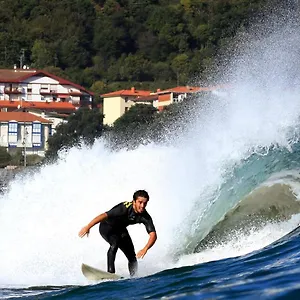 Surf Camp Mundaka